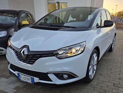 Bianco Usata 2017 Renault Scénic IV Intens Monovolume | 13.900 € (Buon prezzo)