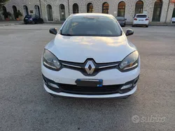 Usata 2015 Renault Mégane III LIMITED Tre volumi | 4999 € (Buon prezzo)