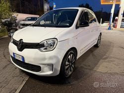 Bianco Usata 2023 Renault Twingo Techno Due volumi | 12.000 € (Buon prezzo)