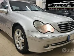 Argento Usata 2002 Mercedes C270 Avantgarde Tre volumi | 1999 €