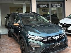 Verde Usata 2024 Dacia Jogger Extreme Monovolume | 19.500 € (Buon prezzo)