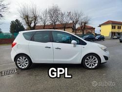 Bianco Usata 2012 Opel Meriva Monovolume | 4850 € (Buon prezzo)