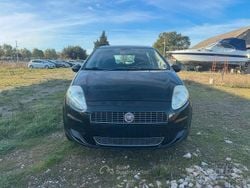 Nero Usata 2008 Fiat Grande Punto Due volumi | 3950 € (Buon prezzo)