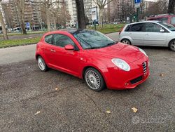 Rosso Usata 2010 Alfa Romeo MiTo Due volumi | 4000 € (Buon prezzo)