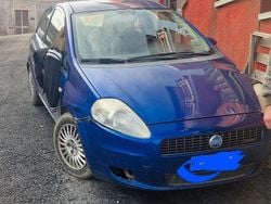 Usata 2009 Fiat Grande Punto Due volumi | 700 € (Super prezzo)