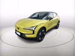 Moss yellow Usata 2024 Volvo EX30 Plus SUV | 34.600 € (Molto cara)
