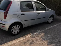 Verde Usata 2005 Fiat Punto Dynamic Due volumi | 1500 € (Ottimo prezzo)