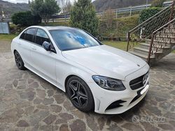 Bianco Usata 2019 Mercedes C220 AMG Tre volumi | 28.000 € (Molto cara)