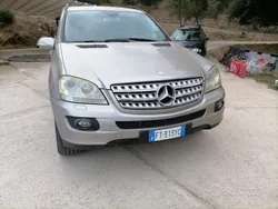Usata 2007 Mercedes ML320 SUV | 8000 € (Buon prezzo)
