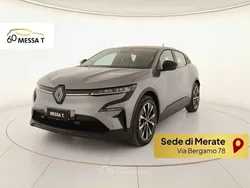 Gray Nuova 2025 Renault Mégane Evolution Tre volumi | 31.950 €