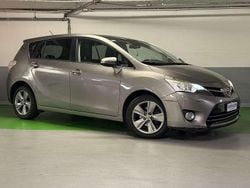 Grigio Usata 2014 Toyota Verso Style Monovolume | 8700 € (Buon prezzo)
