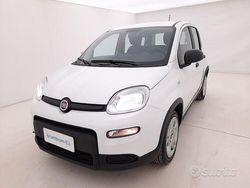 Bianco Usata 2023 Fiat Panda Due volumi | 8790 € (Super prezzo)