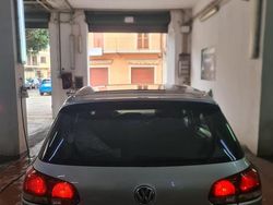 Grigio Usata 2010 VW Golf VI Tre volumi | 6000 € (Buon prezzo)