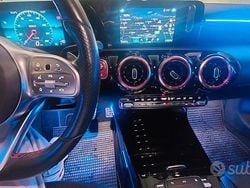Grigio Usata 2021 Mercedes A200 Tre volumi | 23.000 € (Buon prezzo)