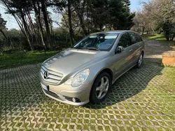 Usata 2009 Mercedes R320 Monovolume | 2700 € (Super prezzo)