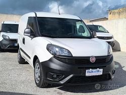 Bianco Usata 2020 Fiat Doblò Lounge Monovolume | 11.990 € (Cara)