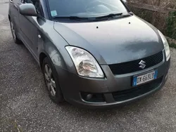 Usata 2009 Suzuki Swift Due volumi | 3000 € (Buon prezzo)