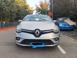 Usata 2017 Renault Clio IV Life Tre volumi | 9200 € (Cara)
