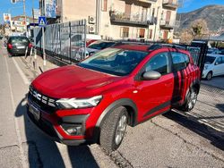 Rosso Usata 2022 Dacia Sandero Essentiel Tre volumi | 13.499 € (Cara)
