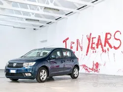 Vari colori Usata 2019 Dacia Sandero Comfort Due volumi | 8490 € (Buon prezzo)
