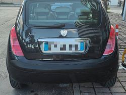 Nero Usata 2005 Lancia Ypsilon Due volumi | 2300 €