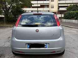 Usata 2007 Fiat Grande Punto Due volumi | 4800 € (Cara)