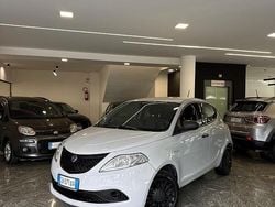 Grigio Usata 2020 Lancia Ypsilon S Due volumi | 9990 € (Ottimo prezzo)