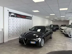 Nero Usata 2019 Alfa Romeo Giulia Business Tre volumi | 21.900 € (Buon prezzo)