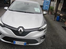 Argento Usata 2022 Renault Clio V Equilibre Tre volumi | 10.999 € (Ottimo prezzo)