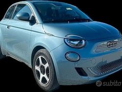 Blu Usata 2021 Fiat 500e Passion Due volumi | 14.000 € (Buon prezzo)