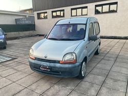 Argento Usata 1999 Renault Kangoo Monovolume | 2000 € (Cara)