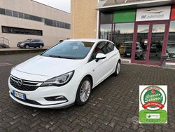 Bianco Usata 2018 Opel Astra Innovation Tre volumi | 7990 € (Buon prezzo)