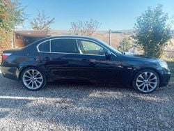 Usata 2007 BMW 530 Efficient Dynamics Tre volumi | 7600 € (Cara)