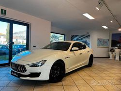 Bianco Usata 2020 Maserati Ghibli GranLusso Tre volumi | 47.000 € (Buon prezzo)