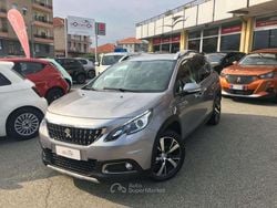 Argento Usata 2019 Peugeot 2008 Allure SUV | 11.690 € (Ottimo prezzo)