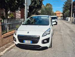 Bianco Usata 2014 Peugeot 3008 Tre volumi | 4700 € (Buon prezzo)