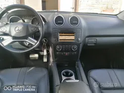 Nero Usata 2009 Mercedes ML320 SUV | 10.000 € (Buon prezzo)