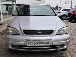 Grigio Usata 2001 Opel Astra Club Tre volumi | 1500 € (Buon prezzo)