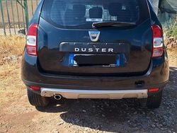 Nero Usata 2017 Dacia Duster Black Shadow Tre volumi | 1300 €