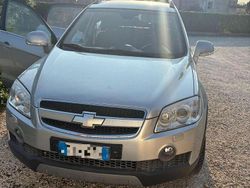 Argento Usata 2007 Chevrolet Captiva LS SUV | 3800 € (Buon prezzo)