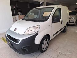 Bianco Usata 2020 Fiat Fiorino Monovolume | 10.950 € (Cara)