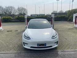 Usata 2020 Tesla Model 3 Standard Range Plus Tre volumi | 26.500 € (Buon prezzo)