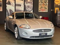 Liquid silver Usata 2007 Jaguar XK Coupé | 29.900 € (Molto cara)