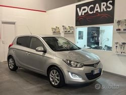 Grigio Usata 2014 Hyundai i20 Edition Tre volumi | 4999 € (Ottimo prezzo)