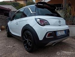 Usata 2015 Opel Adam S Due volumi | 9500 € (Buon prezzo)