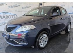 Blu/azzurro(met.) Usata 2016 Lancia Ypsilon Gold Due volumi | 8900 € (Buon prezzo)