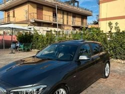 Grigio Usata 2017 BMW 118 Urban Line Due volumi | 16.900 € (Buon prezzo)