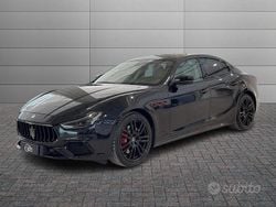 Nero Usata 2022 Maserati Ghibli Tre volumi | 55.000 € (Ottimo prezzo)