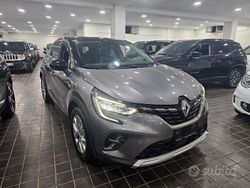 Grigio Usata 2023 Renault Captur Techno SUV | 17.890 € (Buon prezzo)