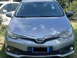 Grigio Usata 2015 Toyota Auris Touring Sports Active Station wagon | 12.000 € (Cara)